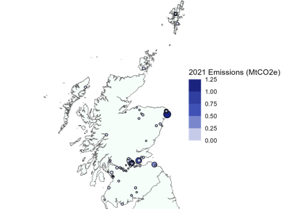 A map of Scotland showing the location of UK ETS sites. The emissions on the map are scaled by the volume of emissions produced in each site. and their relative emissions. It highlights that the largest concentration of emissions and sites in Scotland occurs in the central belt and Aberdeenshire.