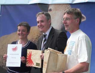 Richard Lochhead makes an award at the Royal Highland Show 2008.