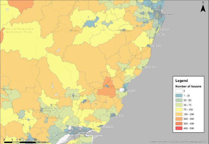 Number of houses with solid fuel as main fuel type (top) and secondary fuel type (bottom) by Low Super Output Area on the east coast of Scotland, including Aberdeen and Dundee