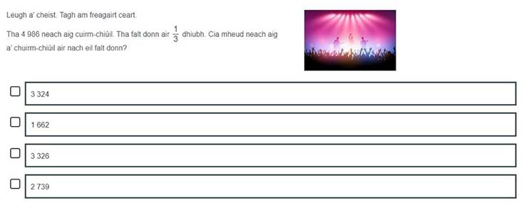 A Gaelic example of an S3 fractions, decimal fractions and percentages item calculating a number based on a fraction.