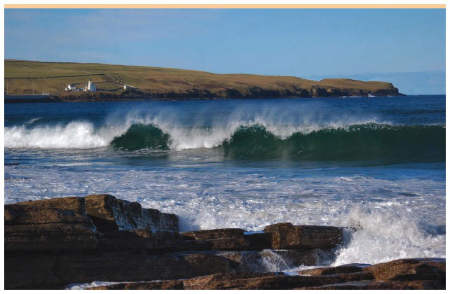 holborn head lighthouse, thurso bay, caithness