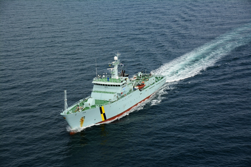 MPV Hirta at sea