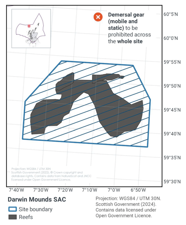 Map showing Darwin Mounds SAC located to the North West of Scotland within the Scottish offshore waters. The main map shows the boundary of the Darwin Mounds SAC site in blue with reefs marked with grey shading. Blue diagonal hatching marks the proposed full site management measures which for this site are for demersal gear (mobile and static to be prohibited across the whole site.
