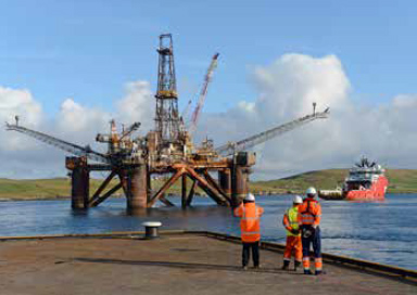 Decommissioning of Buchan Alpha oil production vessel at Dales Voe, Lerwick Harbour (Credit: Highlands and Islands Enterprise)