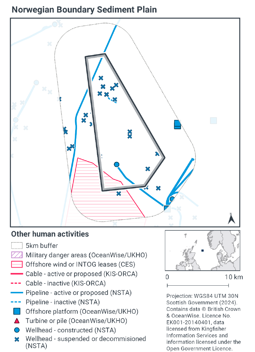 Map of the MPA showing a number of suspended or decommissioned wellheads in the north and east of the MPA, with a higher concentration in the north. An active or proposed pipeline passes through the far north of the MPA running southwest to northeast. A constructed wellhead exists in the southwest of the MPA, with a pipeline running southeast away from it. An offshore wind lease intersects with the furthest southwest point of the MPA. Offshore platforms exist to the east of the MPA, within the 5km buffer zone.