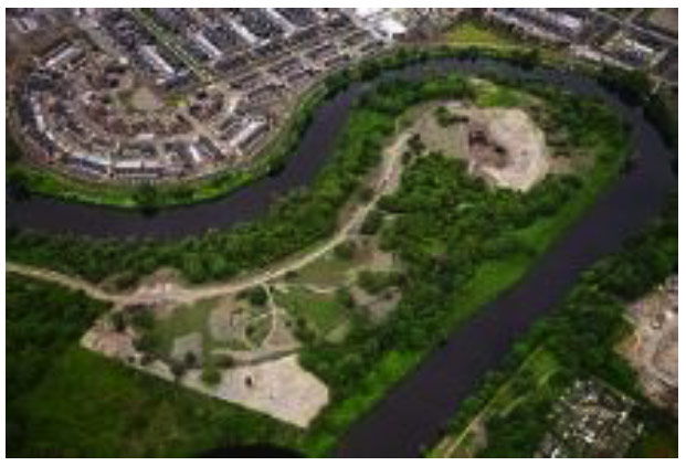 Figure 7.4. Cuningar Loop after the development of the Commonwealth Woodland Figure 7.4. Cuningar Loop after the development of the Commonwealth Woodland