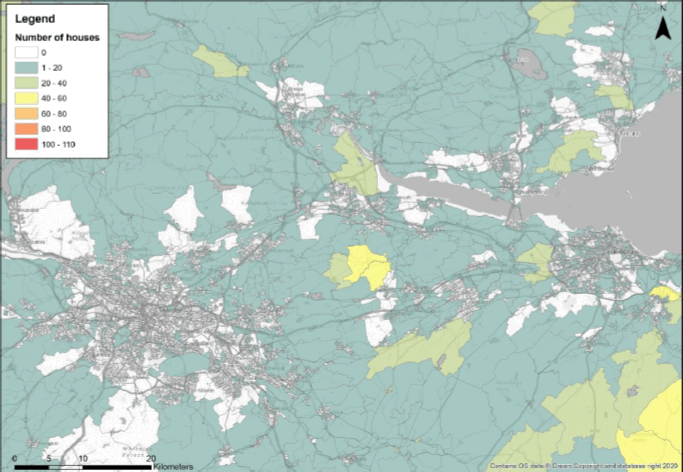 Number of houses with solid fuel as main fuel type (top) and secondary fuel type (bottom) by Low Super Output Area in the central belt of Scotland, including Glasgow and Edinburgh.