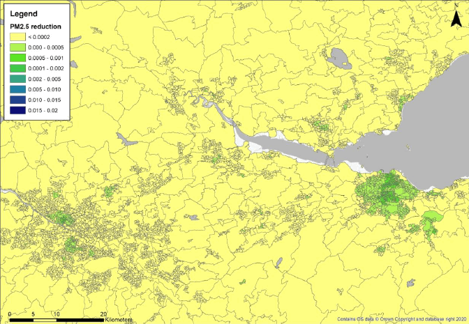 Scotland central belt reductions in particulate matter 2.5 in microgrammes per cubic metre for option 2 (top) and option 3 (bottom) by Low Super Output Area.