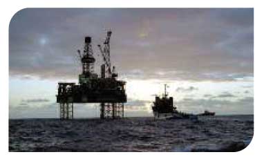 Supply vessel approaching a jack up rig
