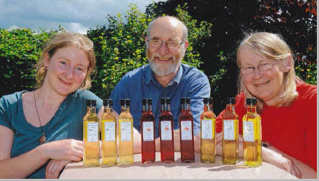 Huntly Herbs vinegars – Huntly Express / Lynn Mcdonald
